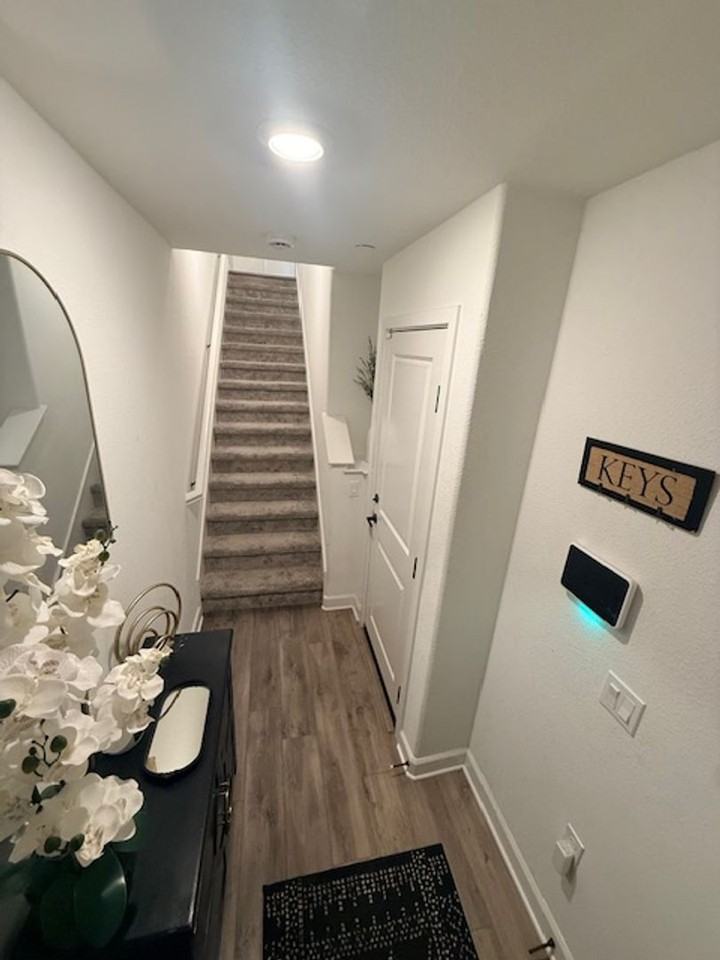 2052 Vela Ln - Photo 5 of 12