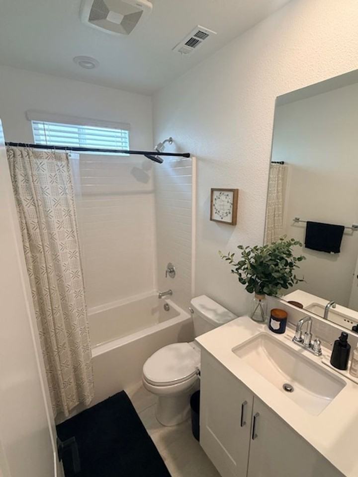 2052 Vela Ln - Photo 7 of 12