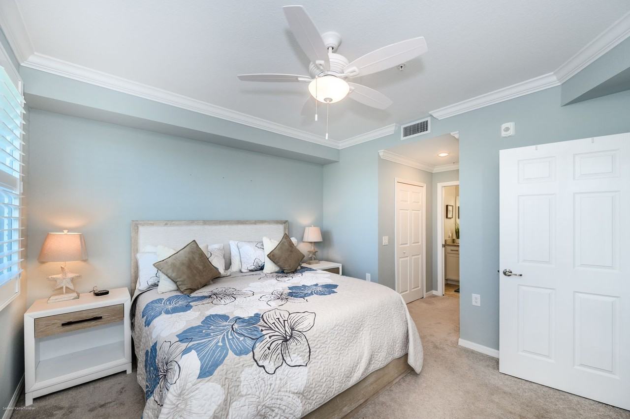 14061 Heritage Landing Blvd #411 - Photo 5 of 50