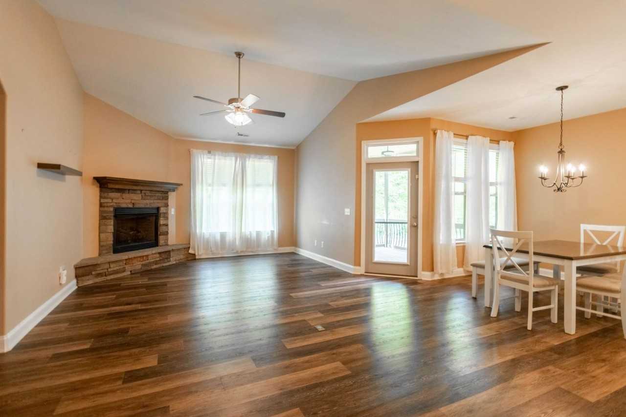 409 Trillium Creek Ct - Photo 3 of 12