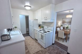 English Conway Place - Photo 1 of 1