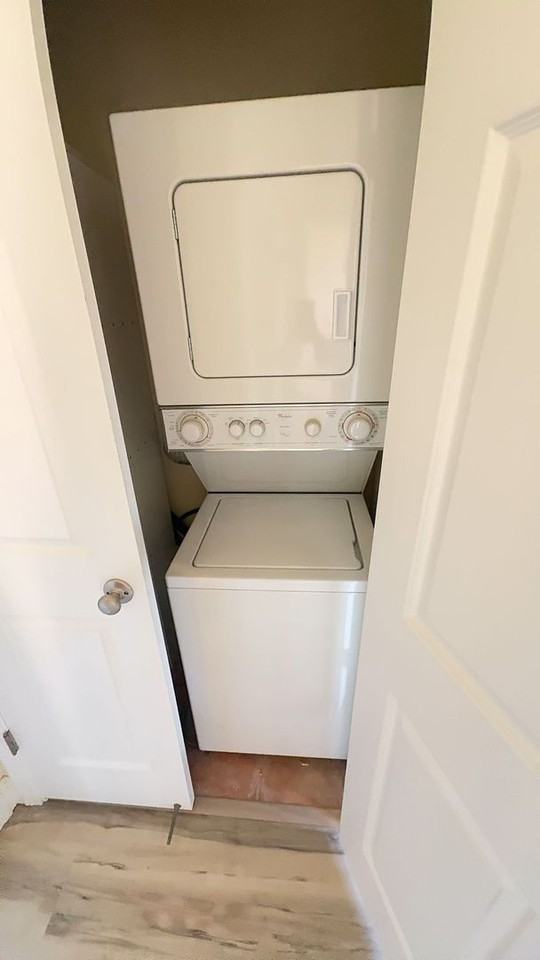 2315 Glacier Pl #A - Photo 6 of 8