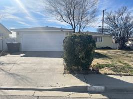 featured image of 1043 Black Oak Dr