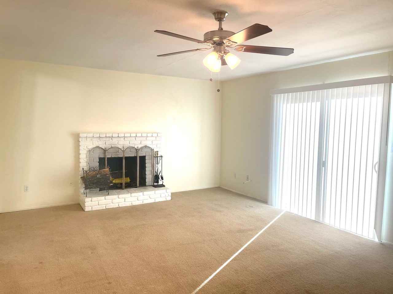 1043 Black Oak Dr - Photo 3 of 11