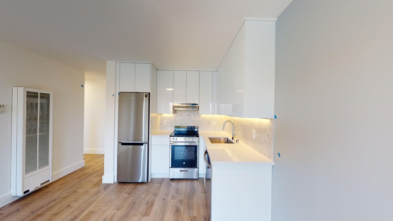 2252 Parker Street - Photo 2 of 21