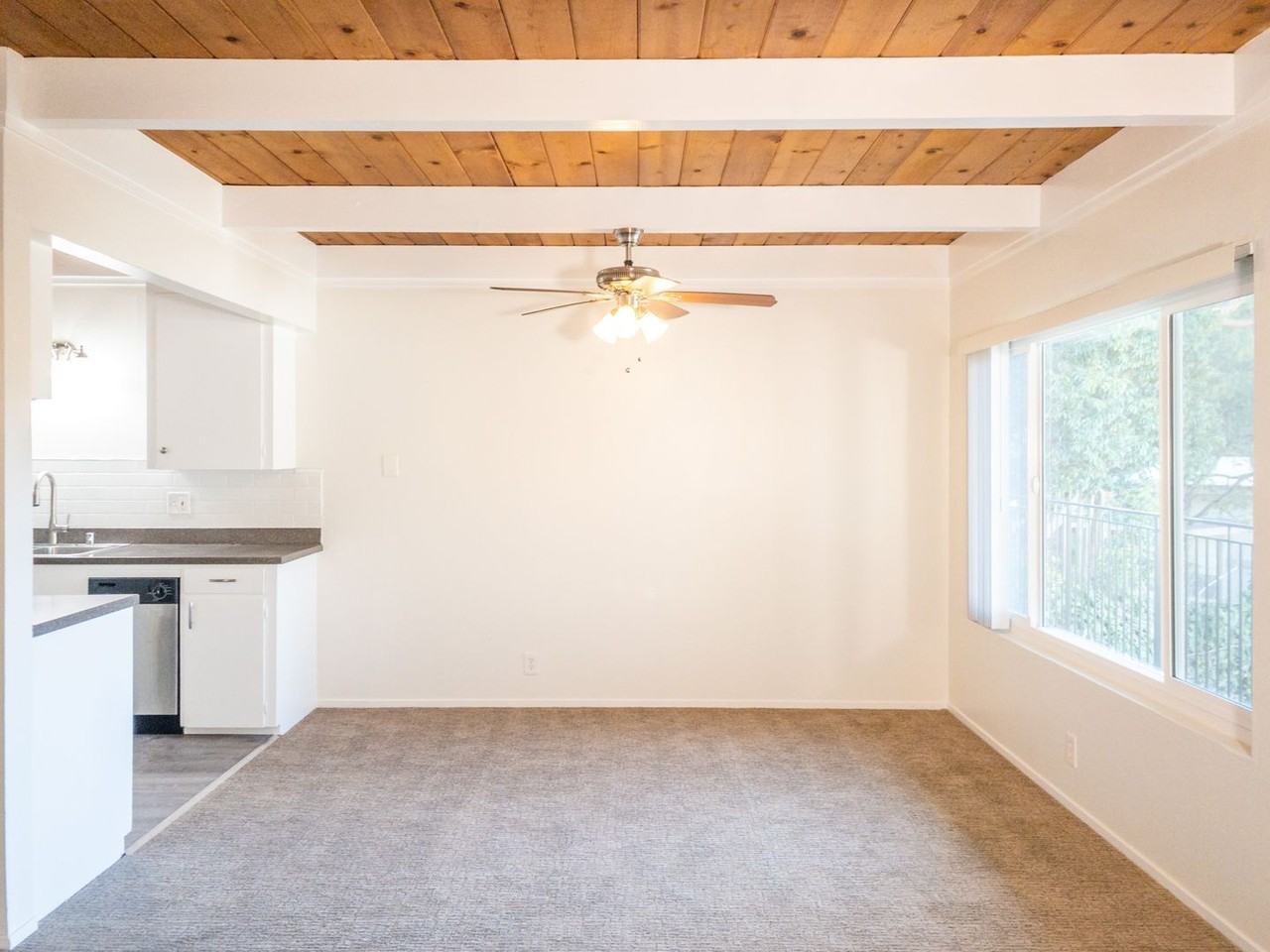 11 S Knoll Rd #17 - Photo 2 of 24