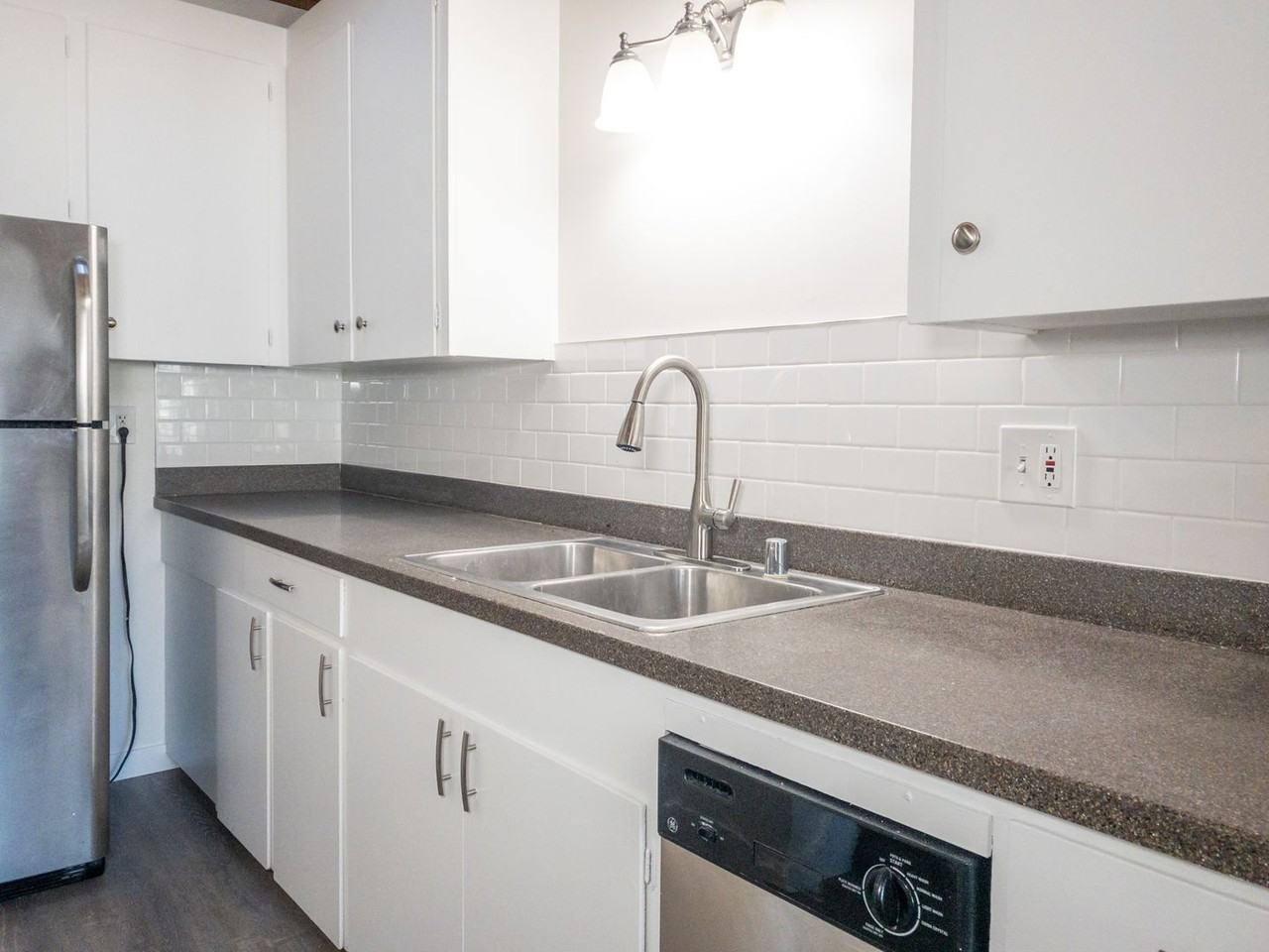 11 S Knoll Rd #17 - Photo 7 of 24