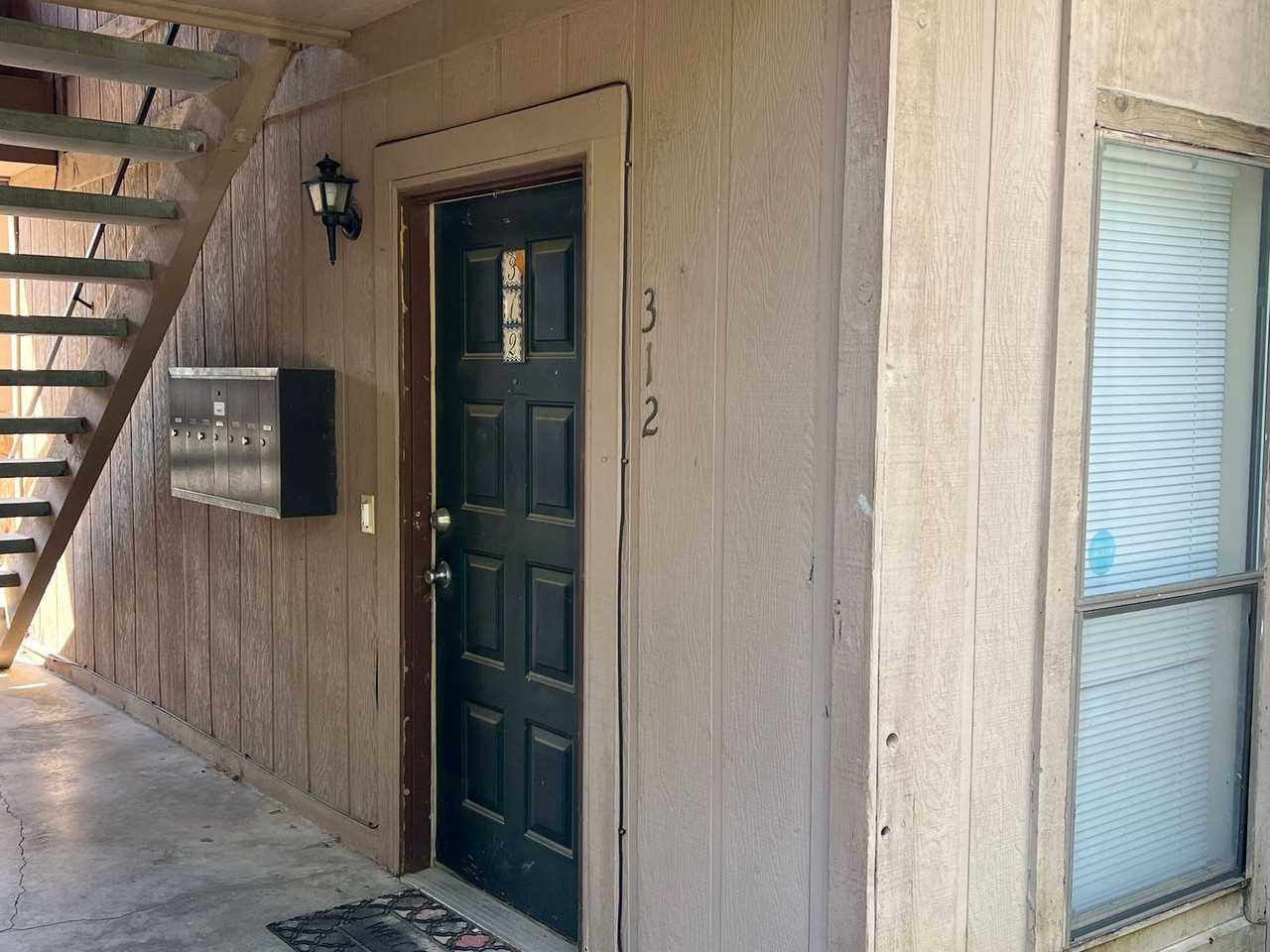 1200 N Cedar Ave #312 - Photo 4 of 29