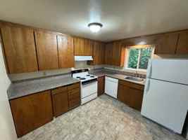 featured image of 2105 Nw Lincoln Ave