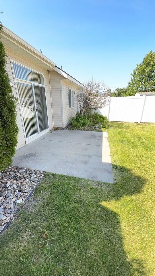 2626 N Glidden St #B - Photo 4 of 23