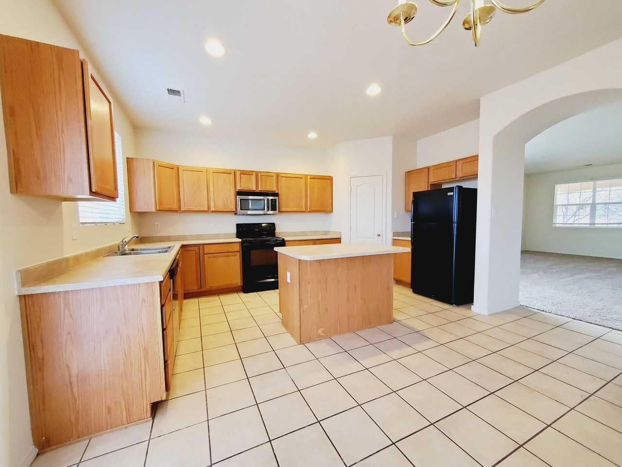 2870 Desert Sage Ave Sw - Photo 4 of 28