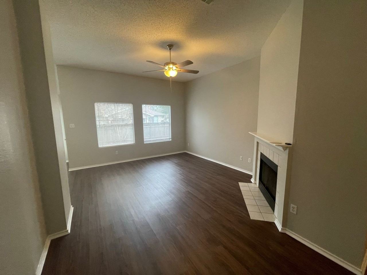 3625 Cheyenne St - Photo 3 of 29