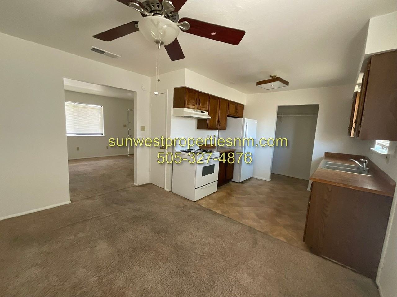 2709 Zia Ct - Photo 4 of 11