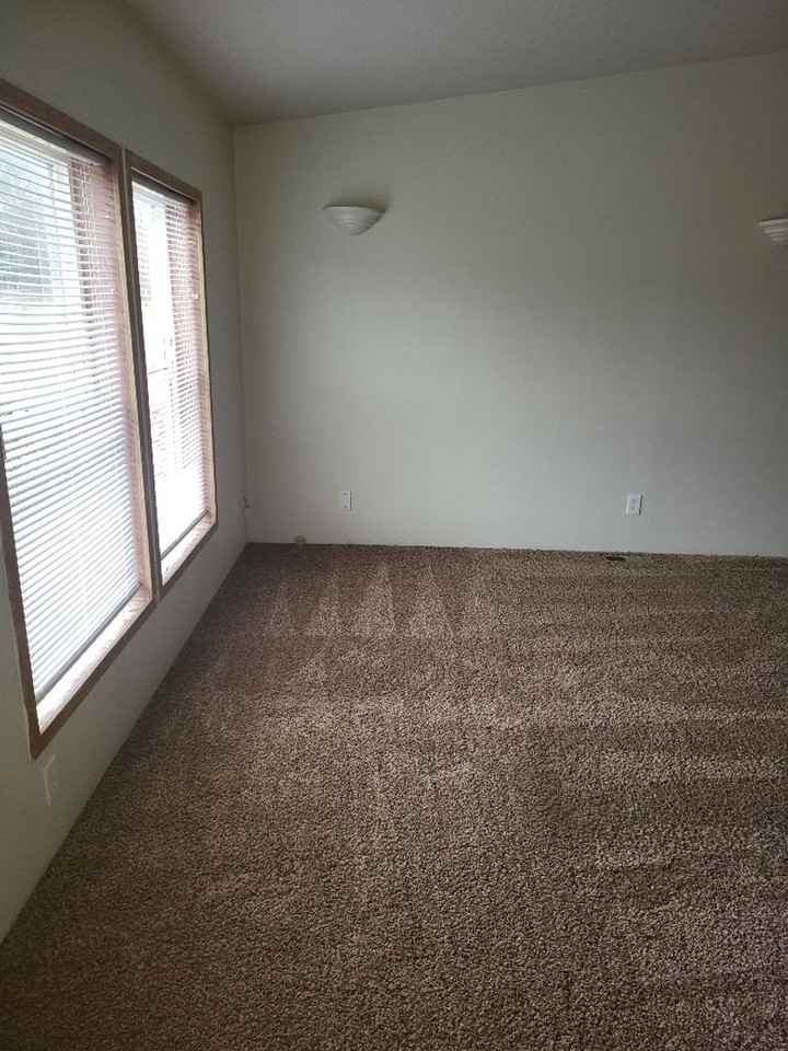 1214 G St - Photo 3 of 20