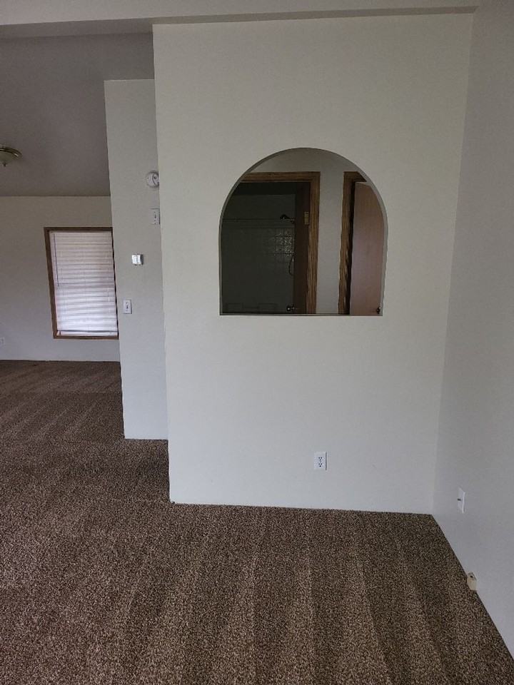 1214 G St - Photo 5 of 20