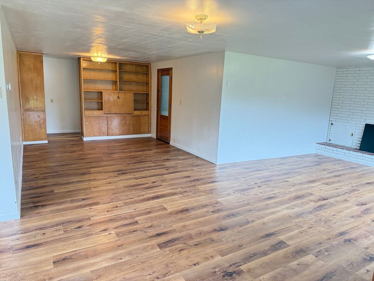 2650 31st St - Photo 5 of 41