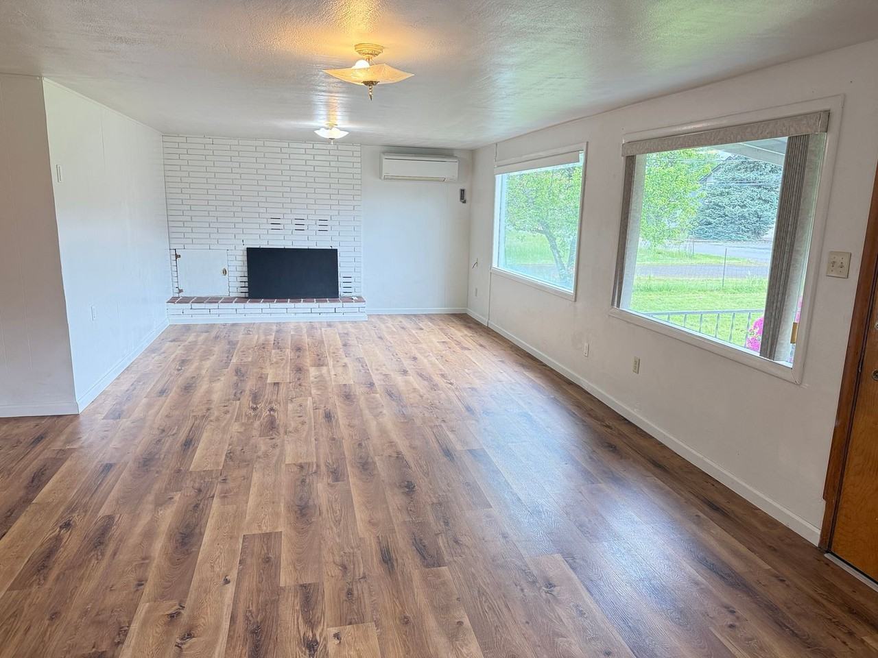 2650 31st St - Photo 6 of 41