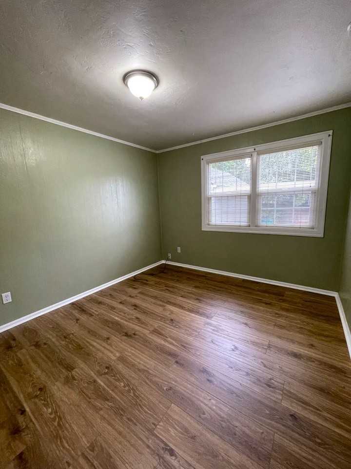 6915 N Greeley Ave - Photo 6 of 25