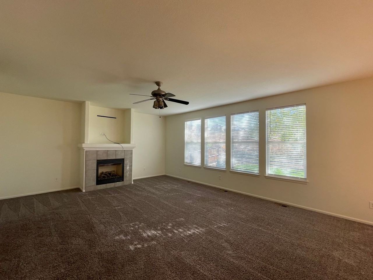 247 Bonanza Dr - Photo 7 of 24