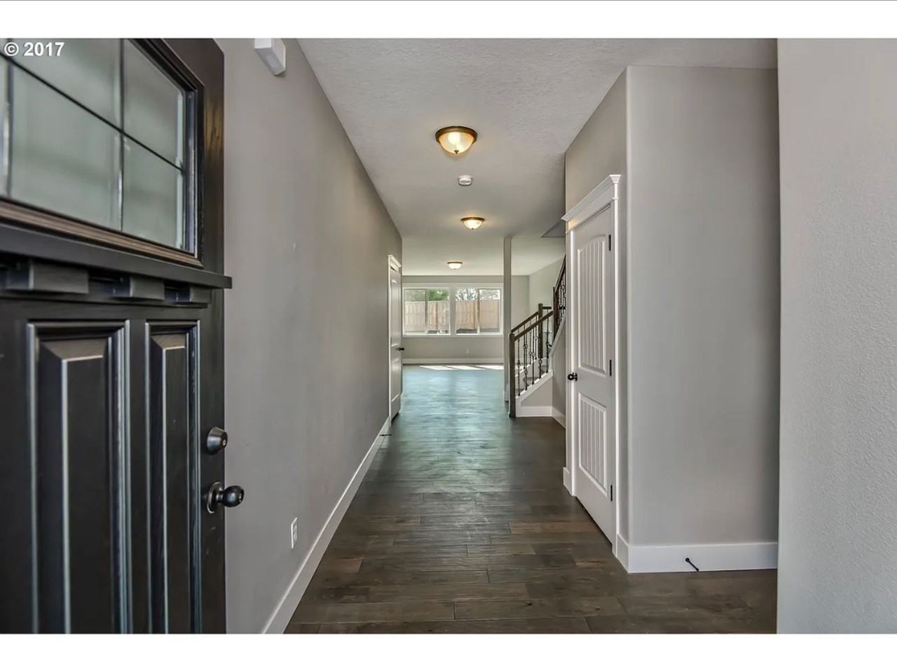 3879 N Morris St - Photo 2 of 23