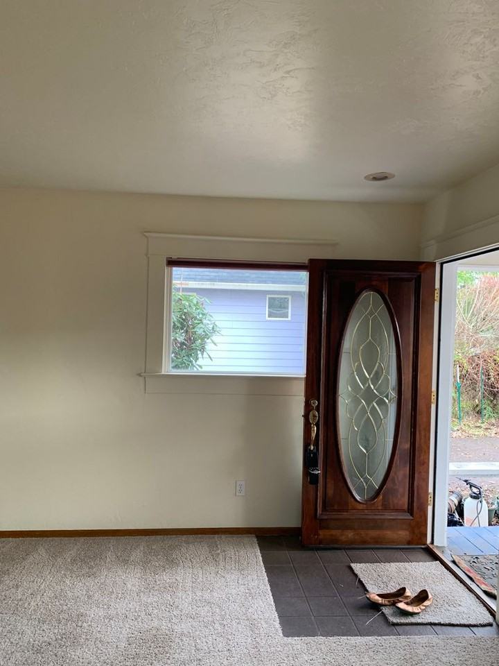 2830 Se Glenn St - Photo 3 of 21