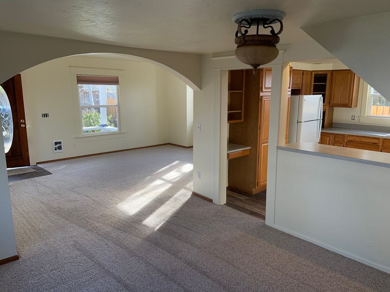 2830 Se Glenn St - Photo 6 of 21