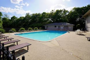 131 Lake Chateau Dr - Photo 1 of 1