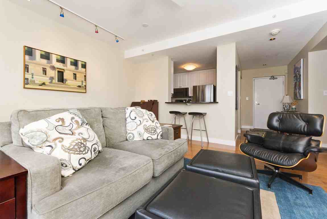 535 Harrison Ave #A601 - Photo 2 of 9