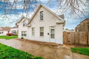 911 W MADISON ST, SANDUSKY, OH 44870 - Photo 1 of 1