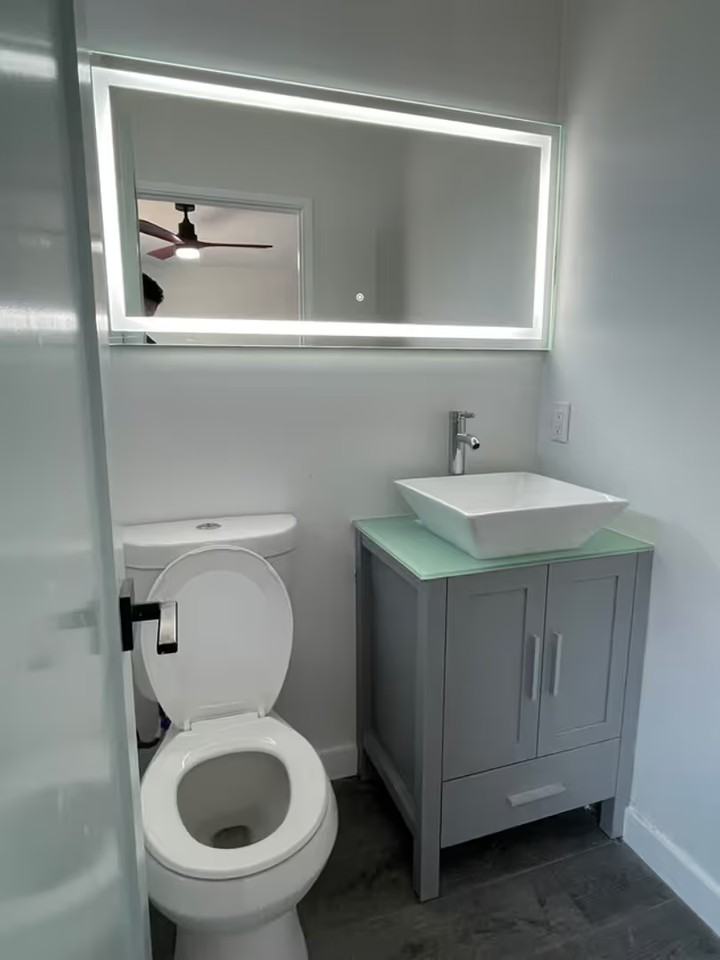 15301 Prairie Avenue - Photo 4 of 17