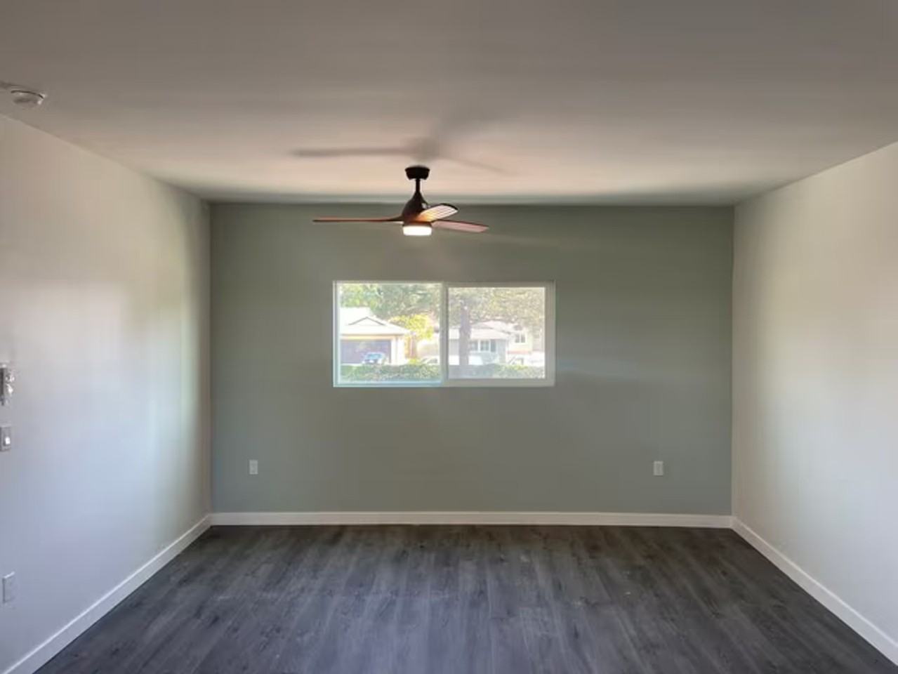 15301 Prairie Avenue - Photo 6 of 17