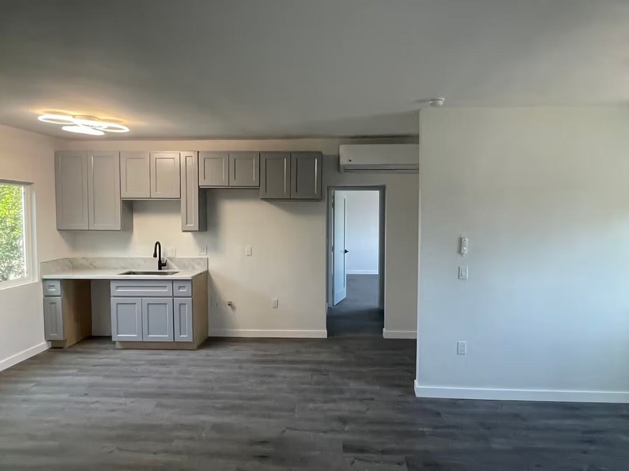 15301 Prairie Avenue - Photo 7 of 17