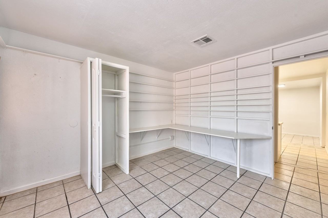 3912 Torsby Pl - Photo 6 of 14