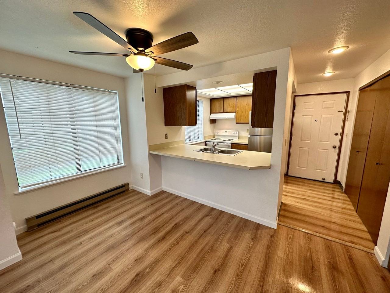1730 Texas St #1 - Photo 3 of 13