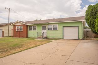 2411 N Vernon St - Photo 1 of 1