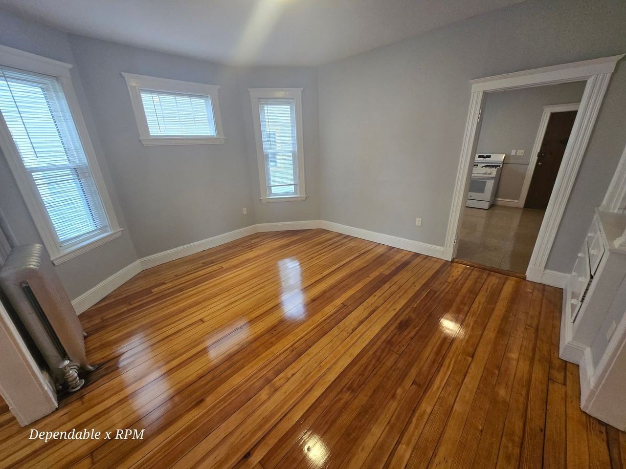 21 Theodore St - Photo 3 of 15