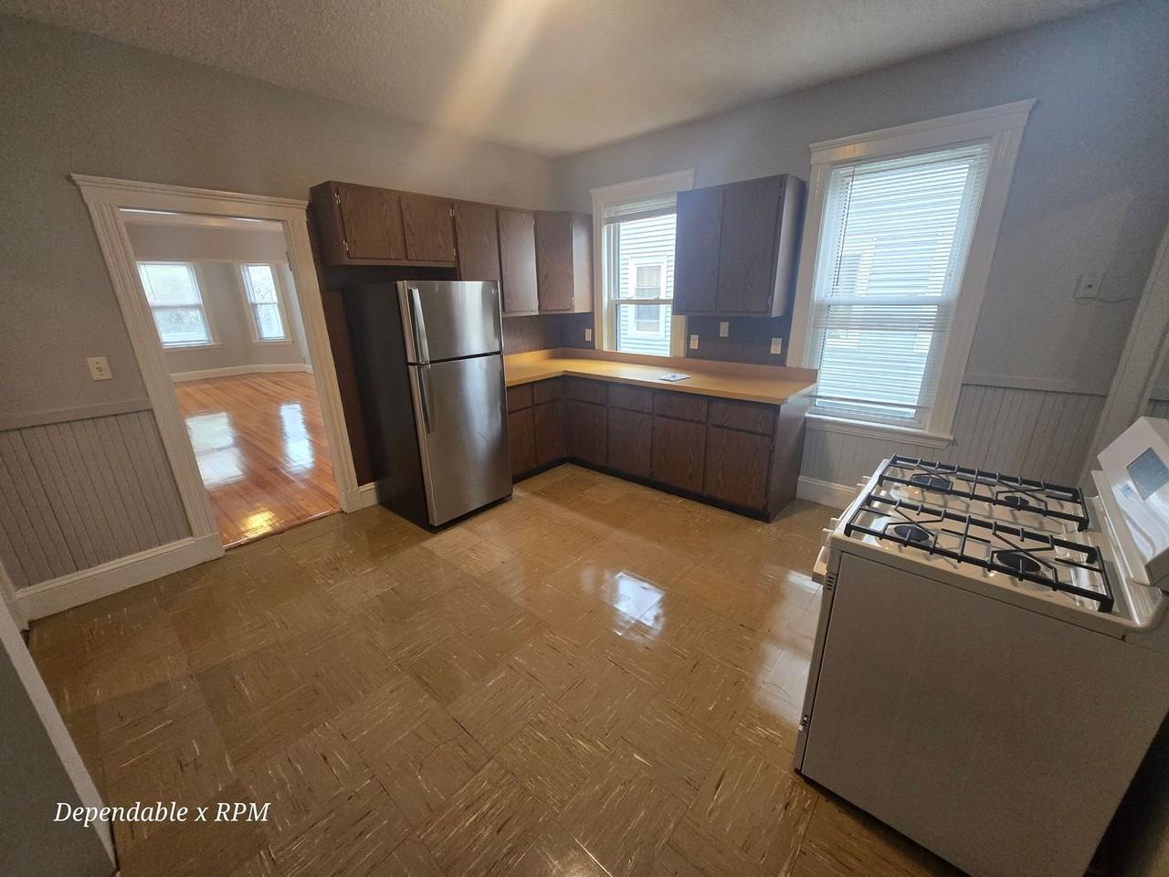 21 Theodore St - Photo 7 of 15