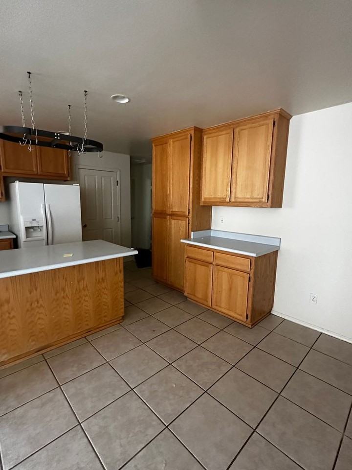 130 N 5th St - Photo 4 of 14