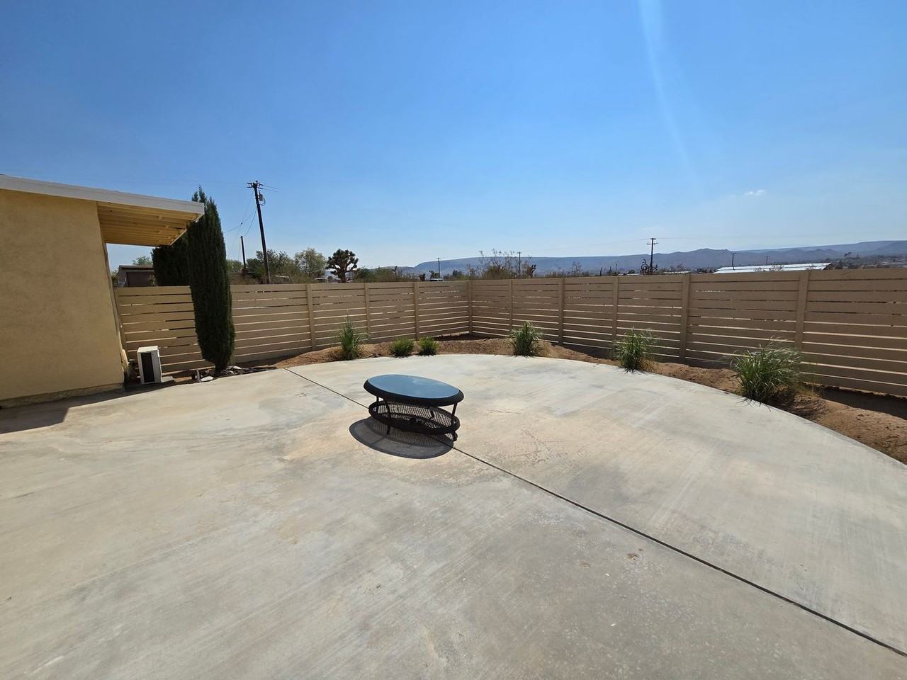 1176 Tahoe Ave - Photo 5 of 15