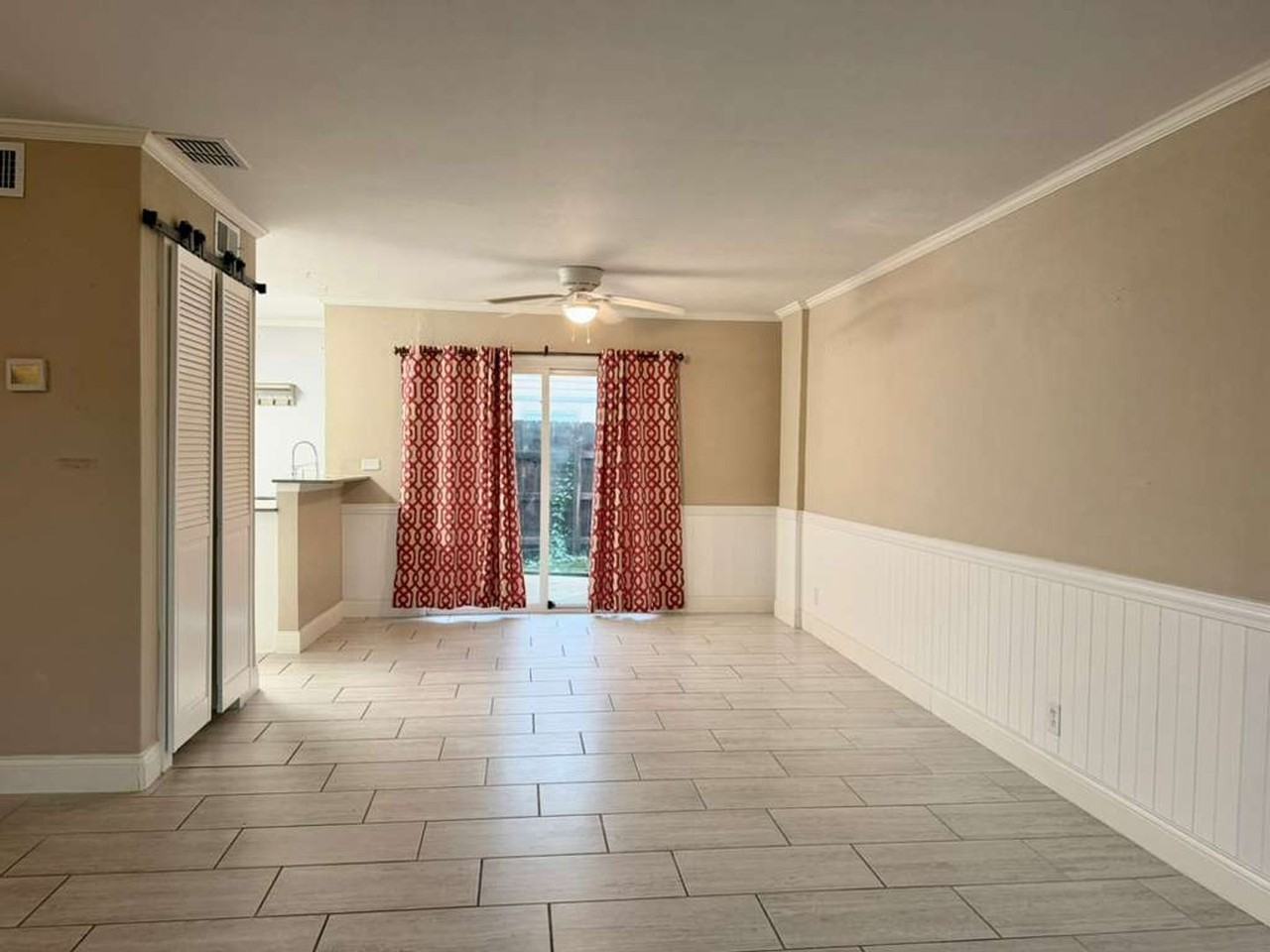 7322 Oak Manor Dr - Photo 3 of 17