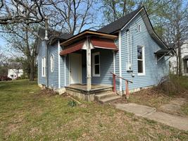featured image of 1018 S Main St