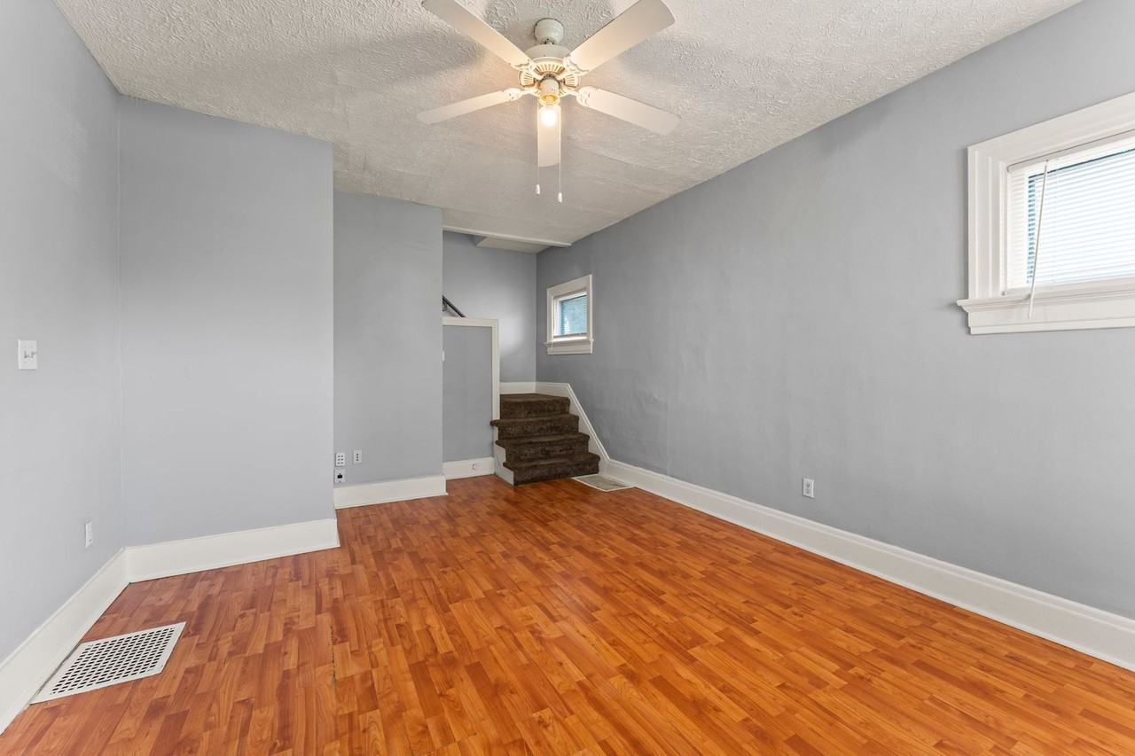 181 W Norman Ave - Photo 6 of 35