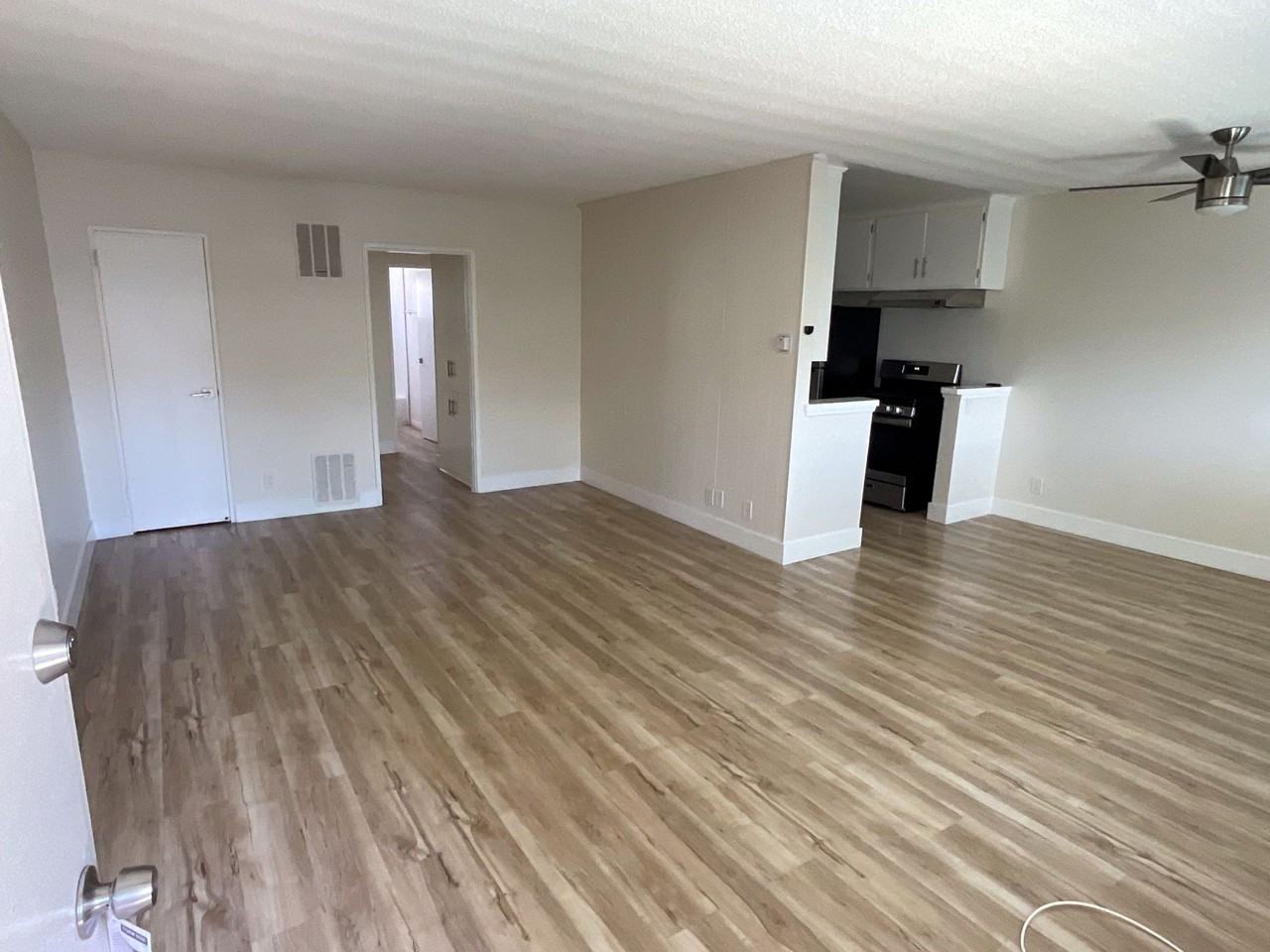 3942 Stevely Ave - Photo 2 of 2