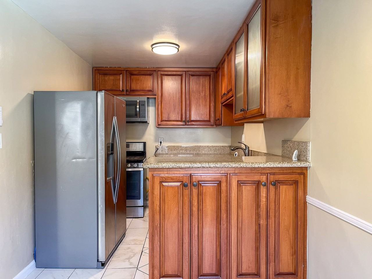 4601 Coliseum St - Photo 6 of 24