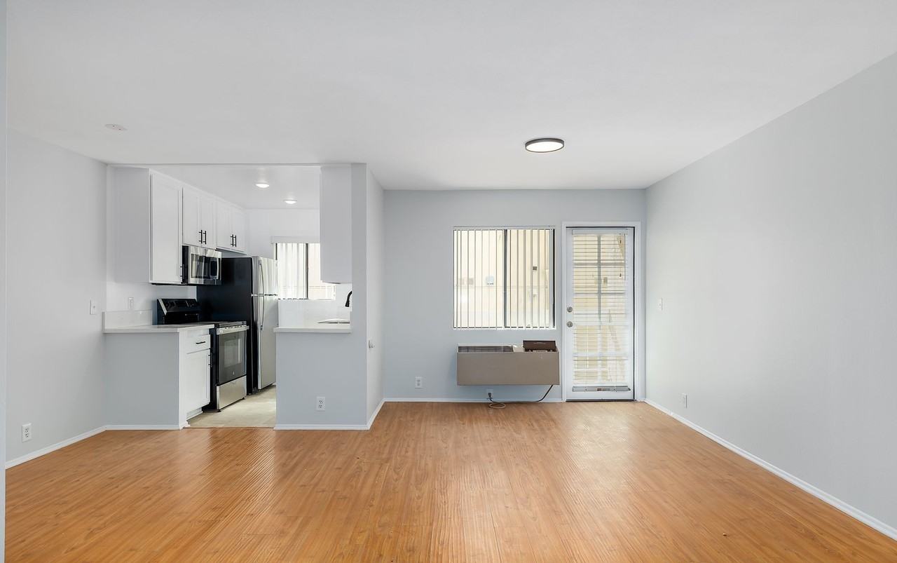 132 Clark Dr - Photo 7 of 14