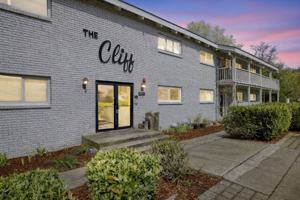 featured image of 21833 7th Ave S