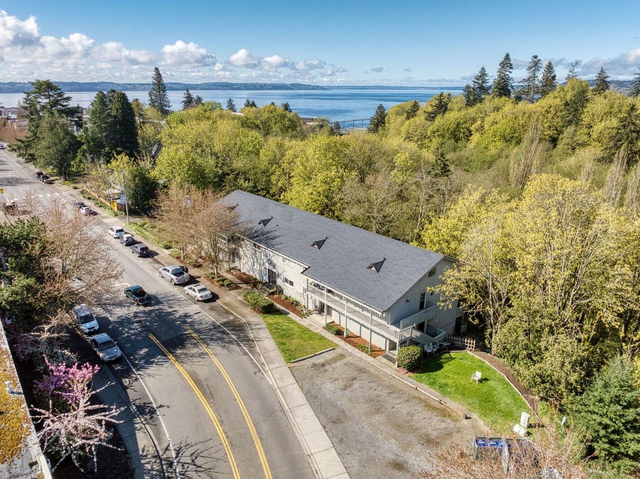 The Cliff Apartments - Photo 4 of 50
