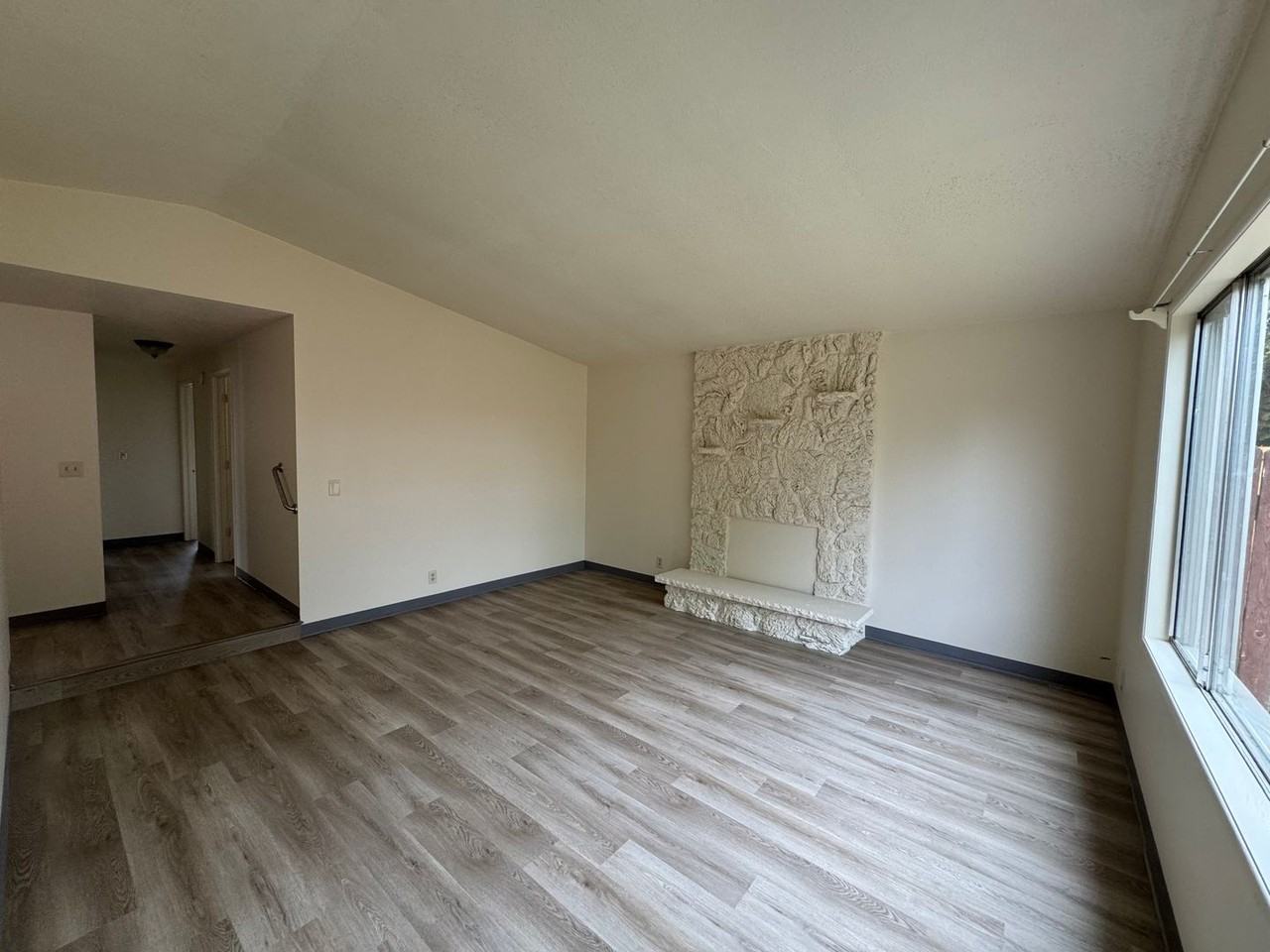 2545 Benson Ln - Photo 2 of 17