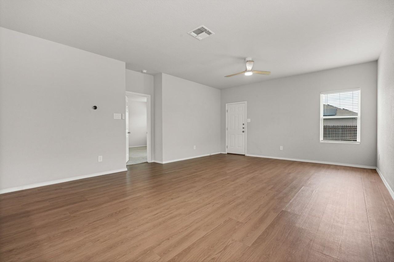 14606 Hackamore Way - Photo 5 of 18