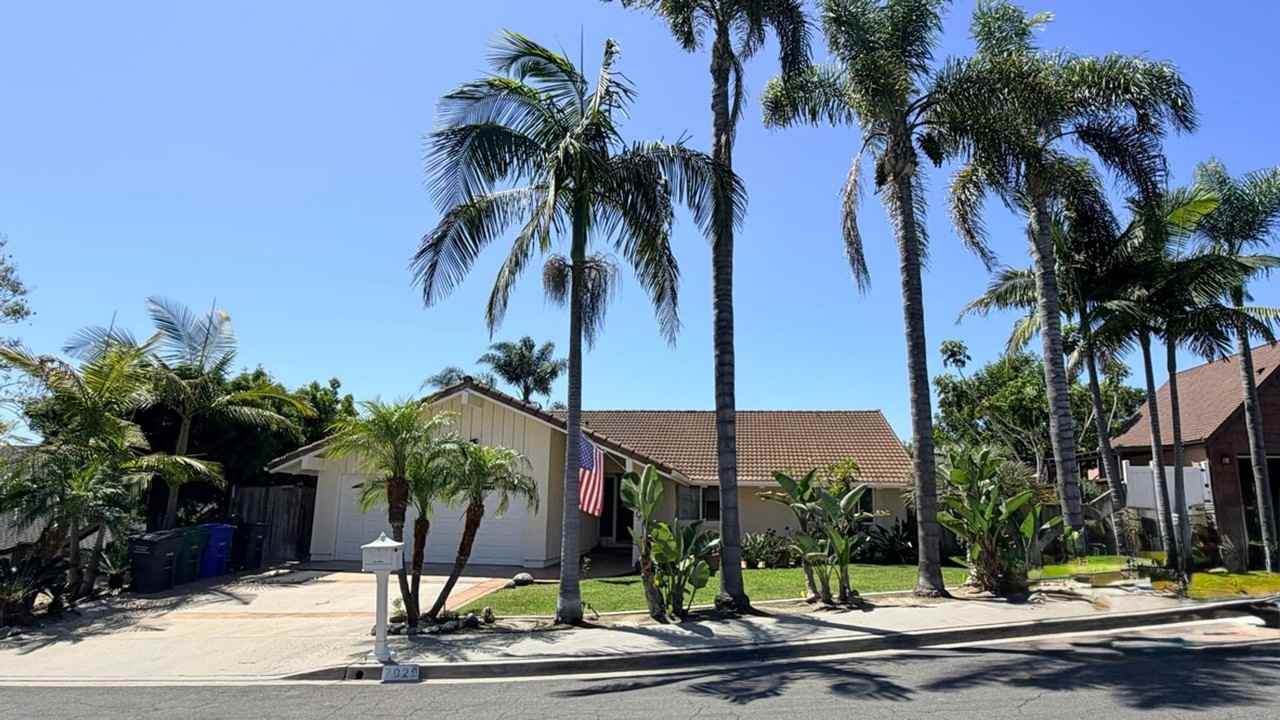 7029 Fern Pl